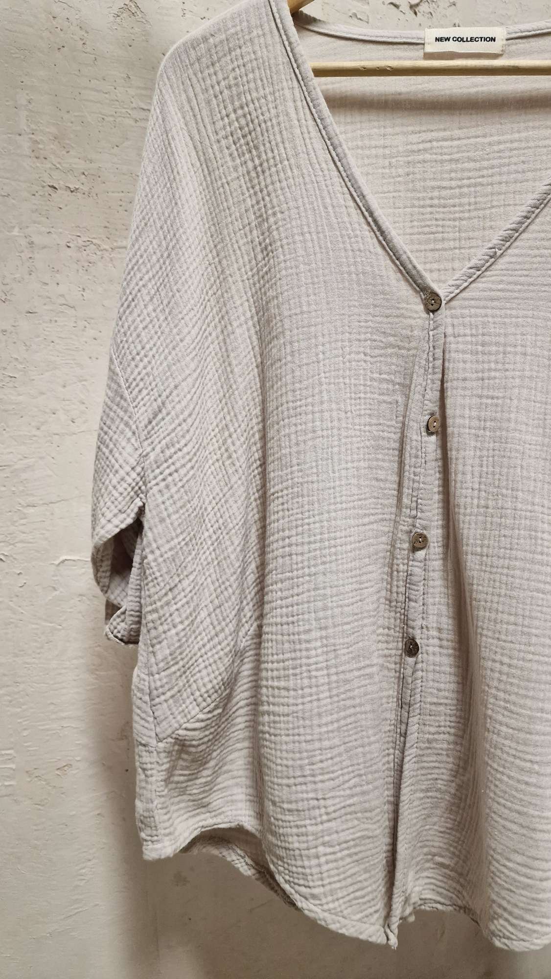 2026/03/1000073956-2.jpg Neitas shirt - Image 1