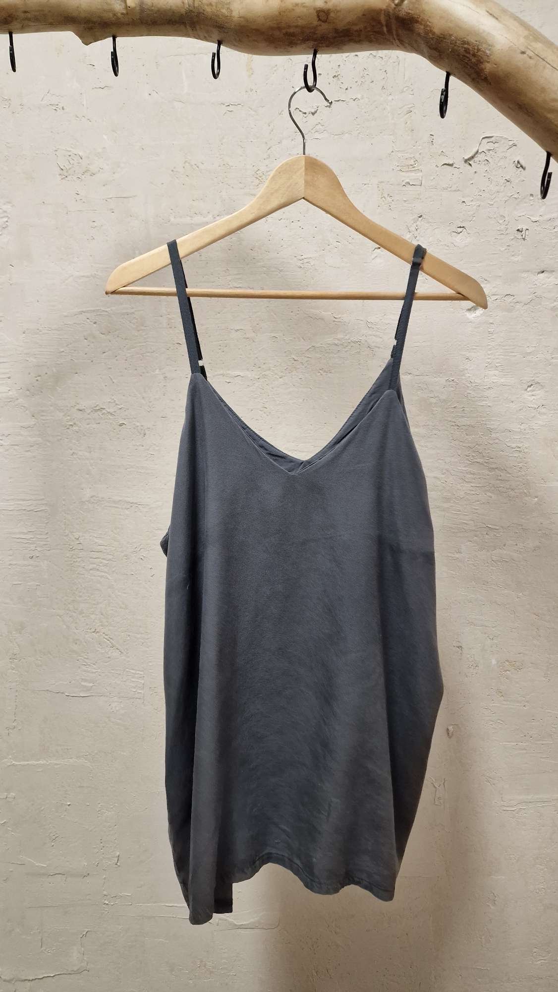 2026/03/1000074360.jpg Morna top - Image 1