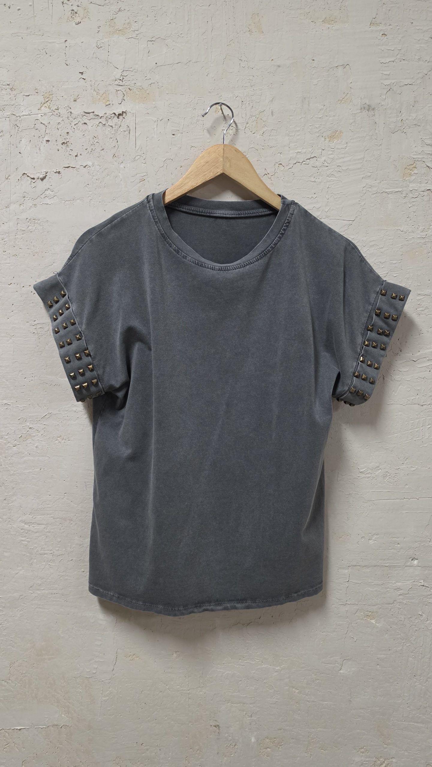 2026/08/1096-scaled.jpg Ross t-shirt - Image 1