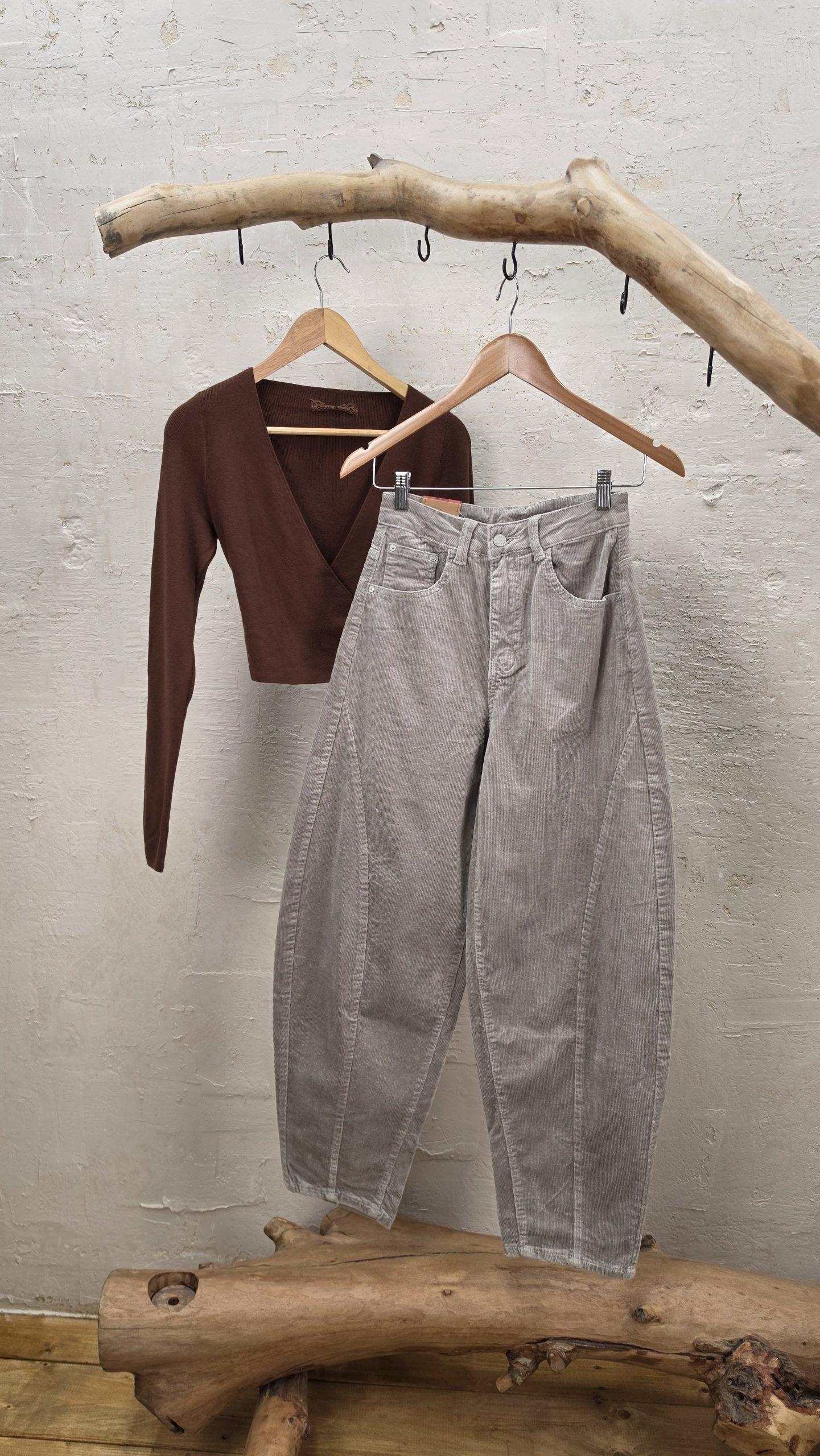 2026/10/4777-1-scaled.jpg Riki cottle trouser - Image 1